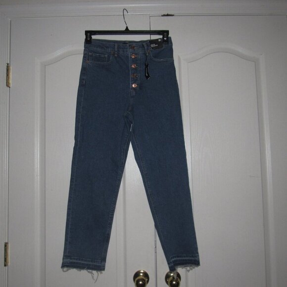NWT EXPRESS Super High Rise Medium Wash Mom Jeans Size 8R - Picture 1 of 8